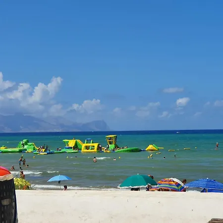 Appartamento Casa Vacanze Il Mare Blu Balestrate